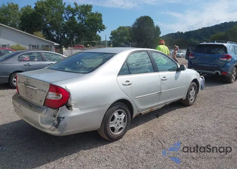 2002 Toyota Camry Le V6 z USA, uszkodzony, nr VIN 4T1BF32K92U535522